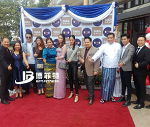 缅甸客户健身房开业-并表示采购健身器材就找草莓直播在线观看免费播放高清