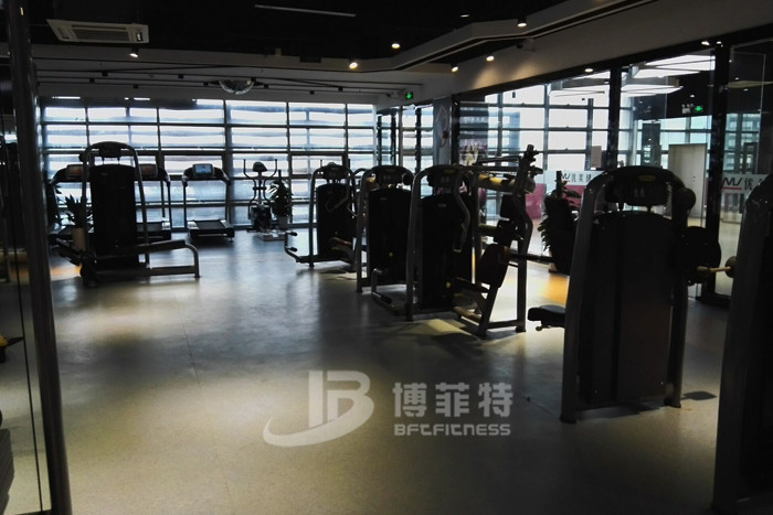 草莓直播在线观看免费播放高清深圳客户健身房案例