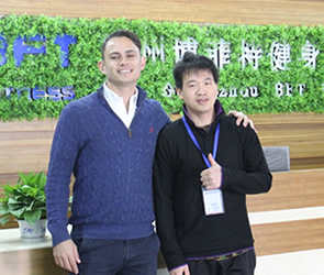 澳大利亚客户来中国进口广州草莓直播在线观看免费播放高清健身器材
