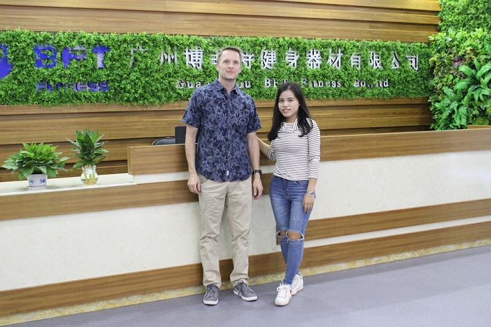 草莓直播在线观看免费播放高清健身器材有限公司采购进口健身器械