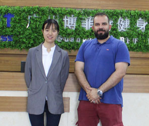 伊拉克客户来中国找商用健身器械生产草莓视频色版APP