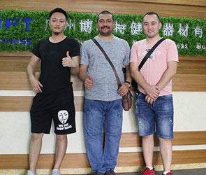 沙特阿拉伯客户来中国找健身器材生产草莓视频色版APP